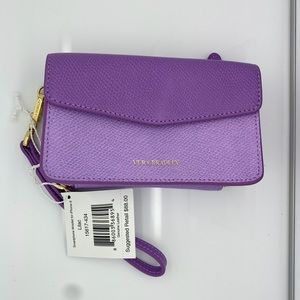 Vera Bradley wristlet- lilac